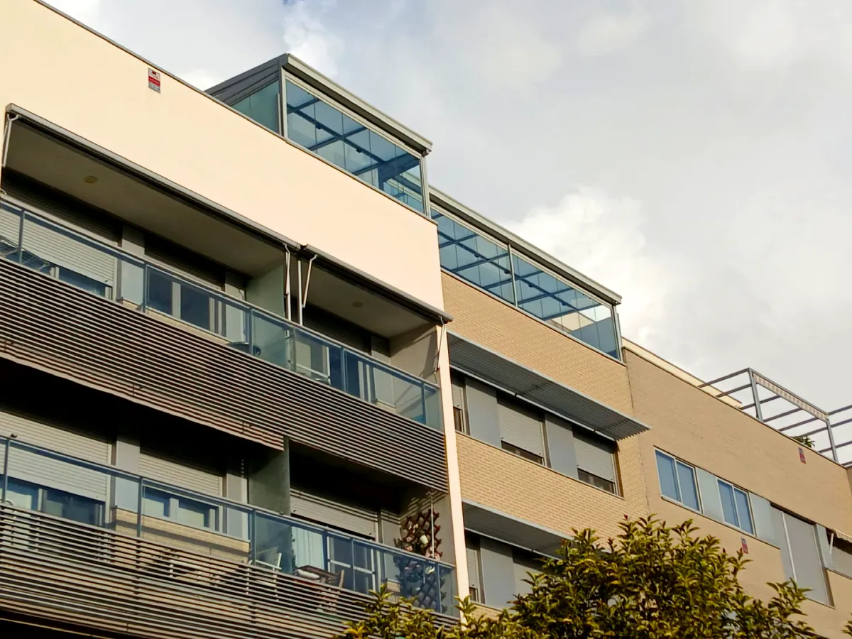 cerramiento cristal en San Fernando de Henares